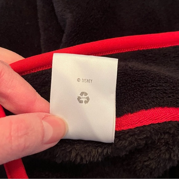 DISNEY Tokyo JAPAN Fleece Zippered Black/Red Mickey & Minnie Womans Size L - Picture 5 of 7